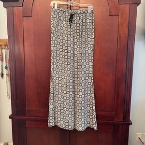 Xhilaration Bell-Bottom Black and White Casual Pants  Size Medium